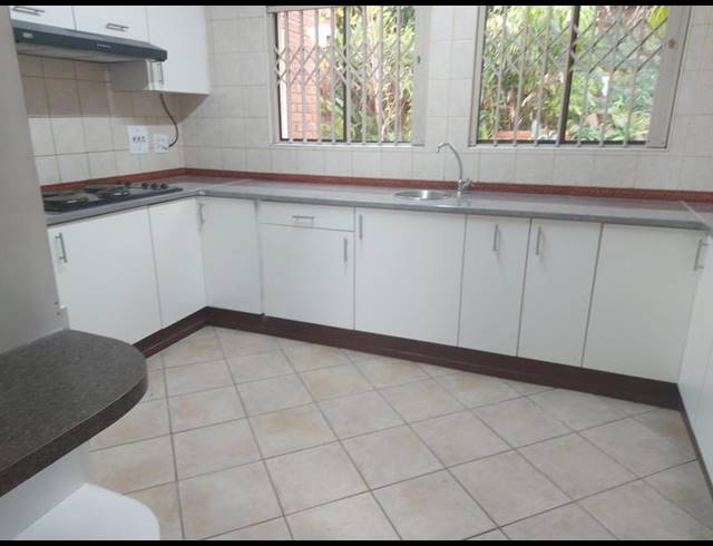 4 BEDROOM HOUSE FOR SALE IN PANORAMA